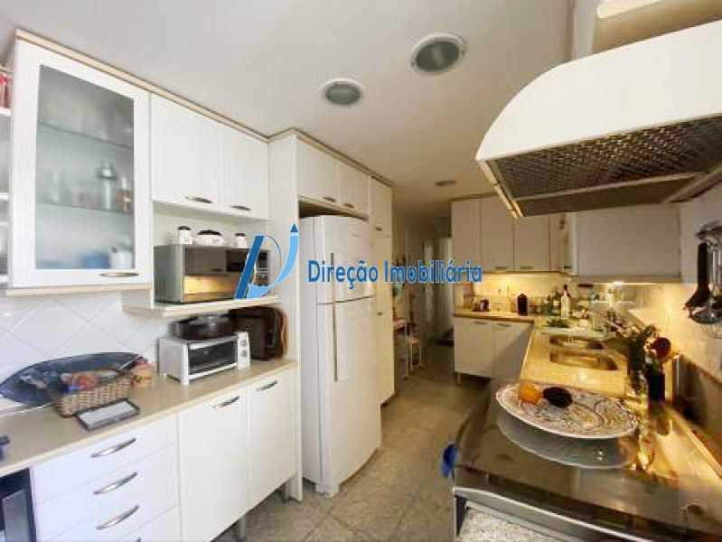 Apartamento à venda com 4 quartos, 150m² - Foto 19