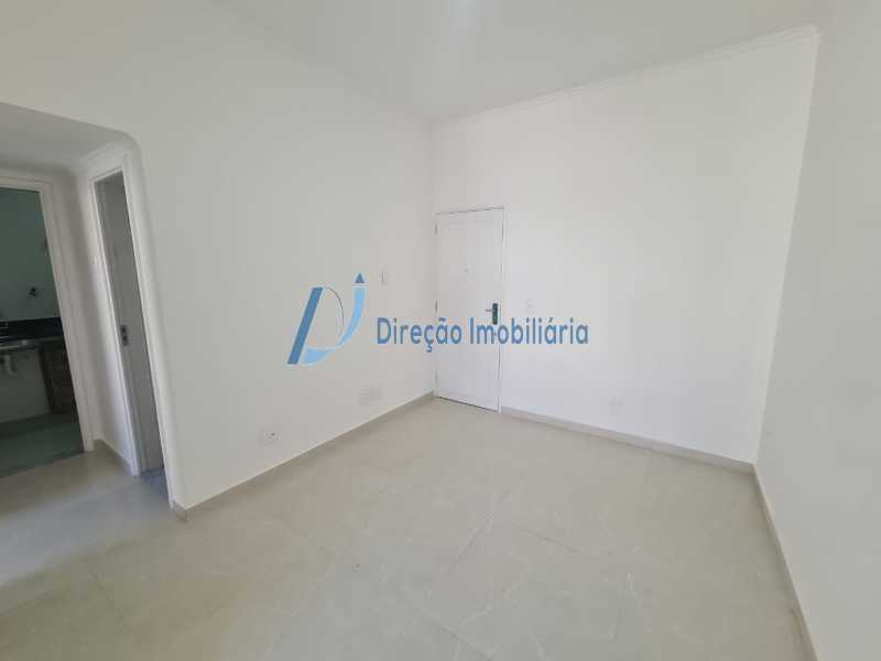 Apartamento à venda com 1 quarto, 38m² - Foto 12