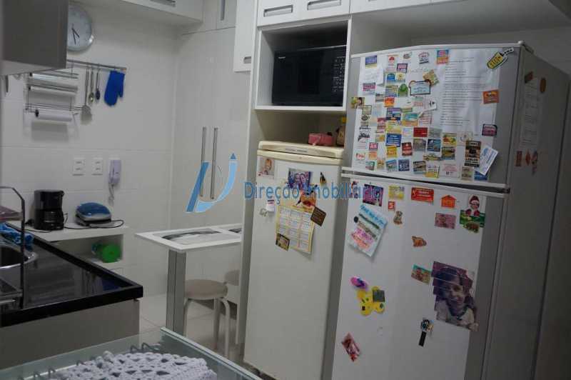 Apartamento à venda com 3 quartos, 150m² - Foto 17