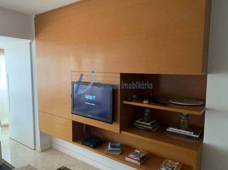 Apartamento à venda com 2 quartos, 89m² - Foto 3