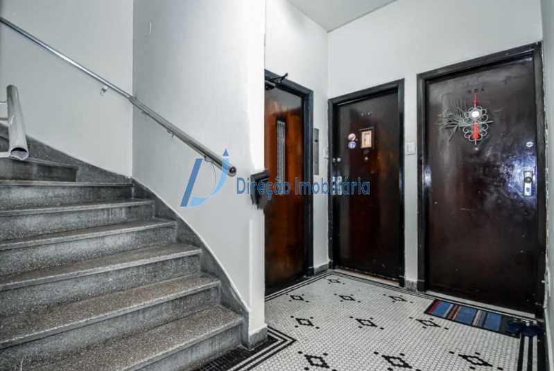 Apartamento à venda com 1 quarto, 45m² - Foto 18