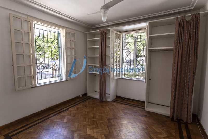 Apartamento à venda com 4 quartos, 151m² - Foto 3