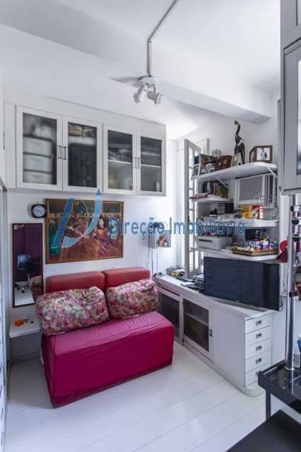 Apartamento à venda com 4 quartos, 151m² - Foto 10