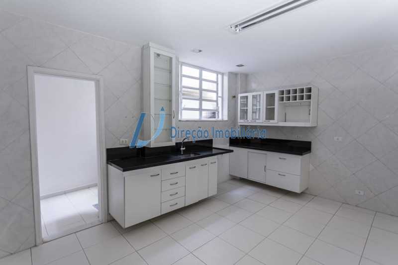 Apartamento à venda com 4 quartos, 151m² - Foto 15