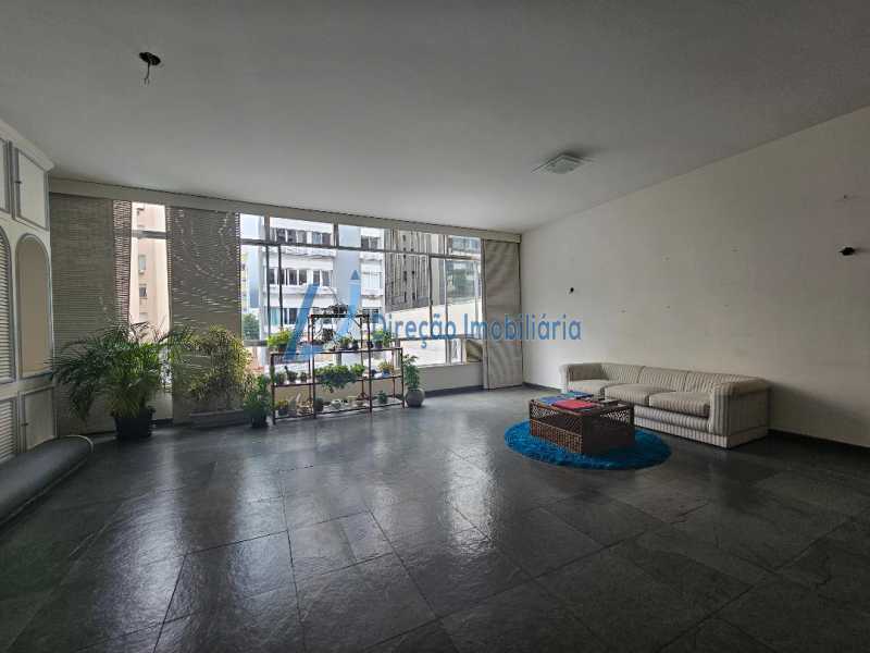 Apartamento à venda com 4 quartos, 248m² - Foto 5