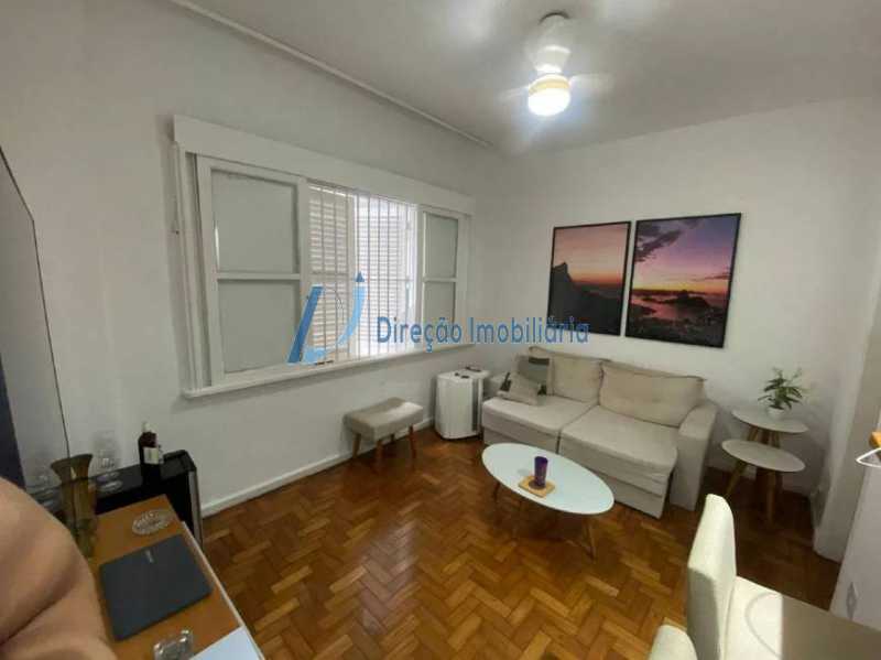 Apartamento à venda com 1 quarto, 41m² - Foto 3