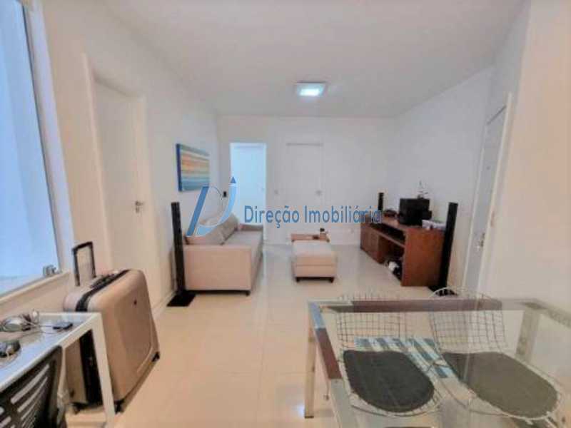 Apartamento à venda com 2 quartos, 66m² - Foto 4