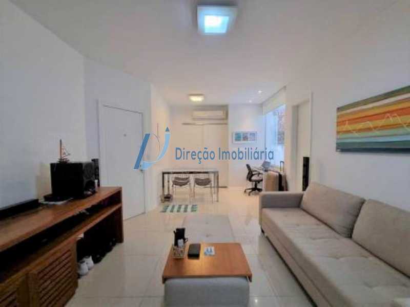 Apartamento à venda com 2 quartos, 66m² - Foto 2