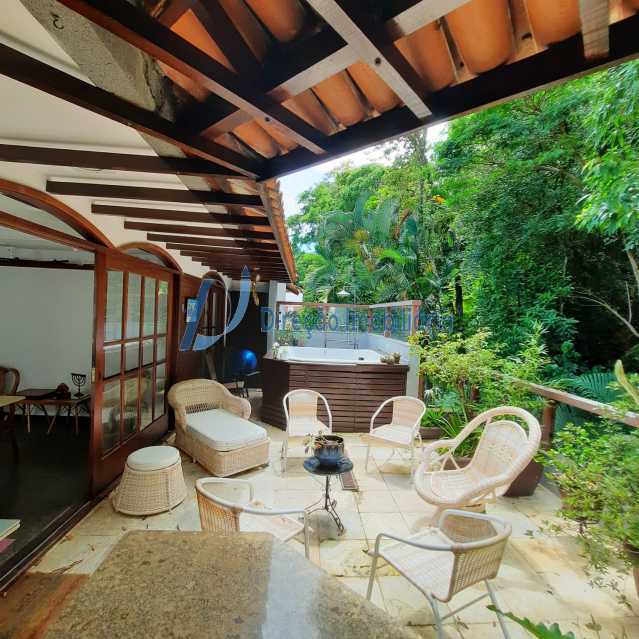 Cobertura à venda com 4 quartos, 224m² - Foto 2