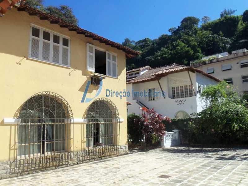 Casa à venda com 5 quartos, 1600m² - Foto 19