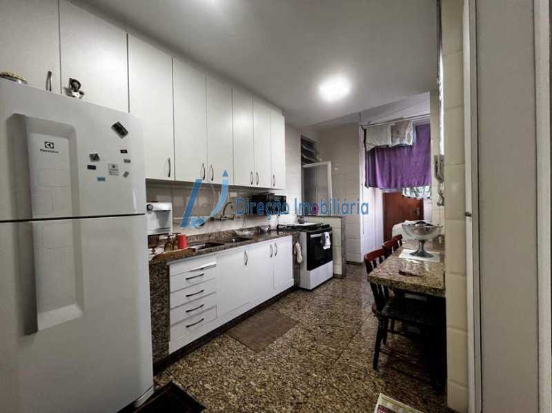 Apartamento à venda com 3 quartos, 102m² - Foto 20