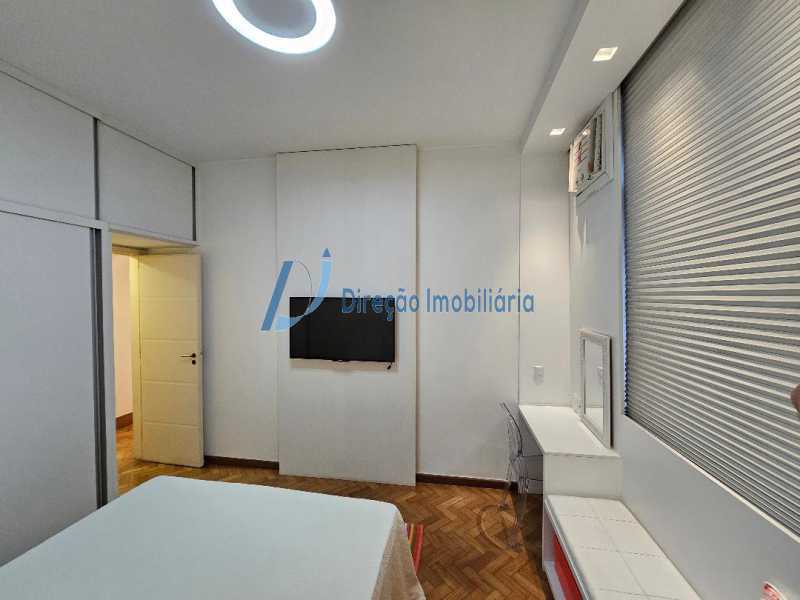 Apartamento à venda com 3 quartos, 136m² - Foto 10