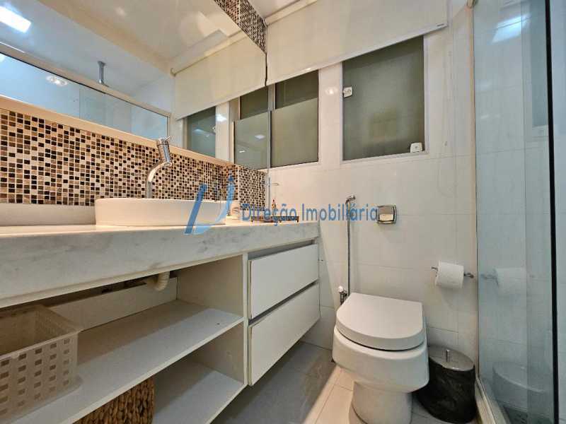 Apartamento à venda com 3 quartos, 136m² - Foto 13