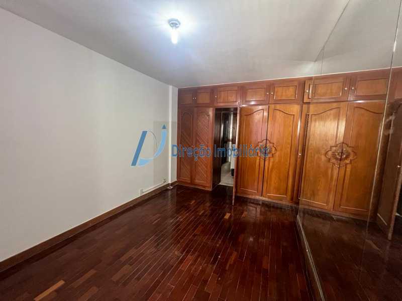 Apartamento à venda com 4 quartos, 126m² - Foto 18