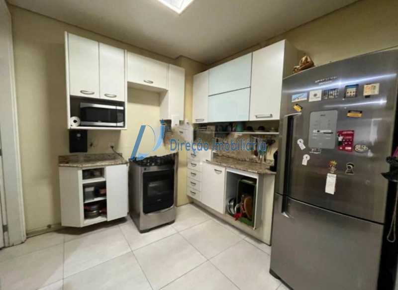 Apartamento à venda com 2 quartos, 65m² - Foto 20