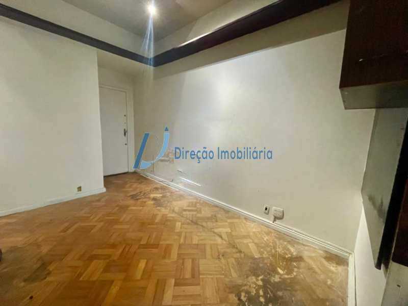 Apartamento à venda com 2 quartos, 61m² - Foto 4