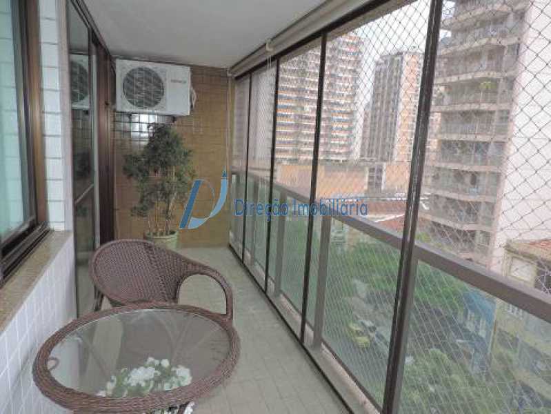 Apartamento à venda com 2 quartos, 95m² - Foto 2