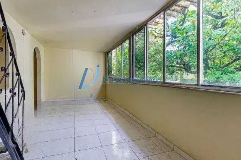 Cobertura à venda com 2 quartos, 107m² - Foto 5