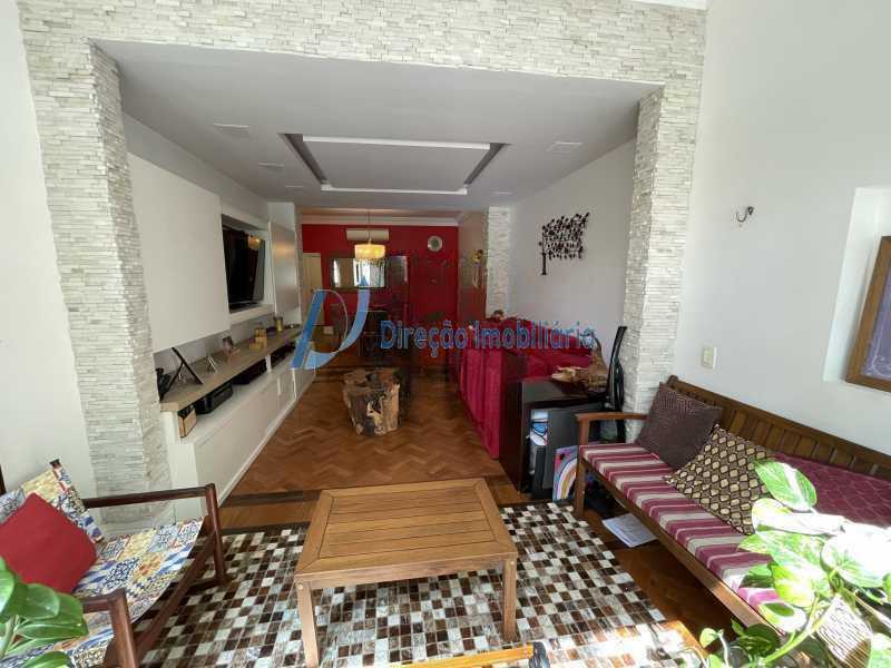 Apartamento à venda com 3 quartos, 134m² - Foto 3