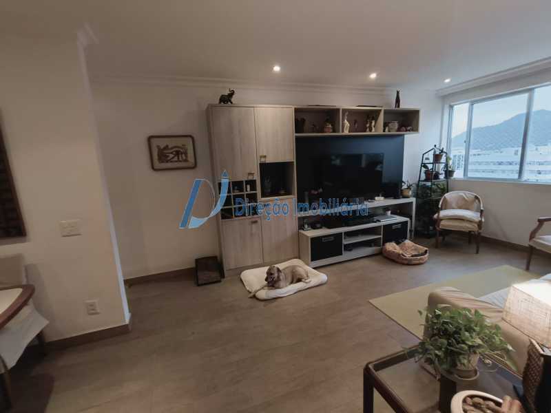 Apartamento à venda com 2 quartos, 93m² - Foto 7