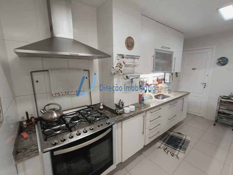 Apartamento à venda com 2 quartos, 93m² - Foto 29