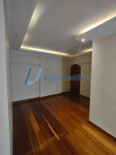 Apartamento à venda com 2 quartos, 73m² - Foto 4