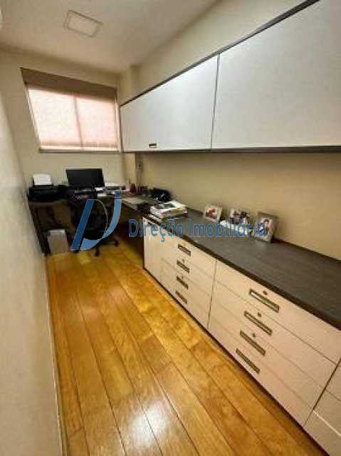 Apartamento à venda com 4 quartos, 195m² - Foto 13