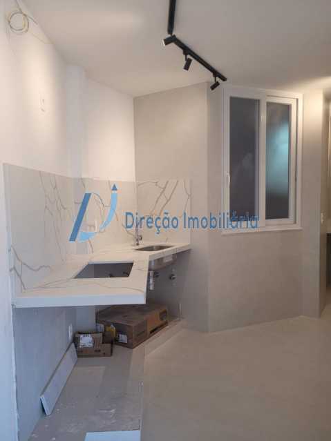 Apartamento à venda com 1 quarto, 45m² - Foto 18