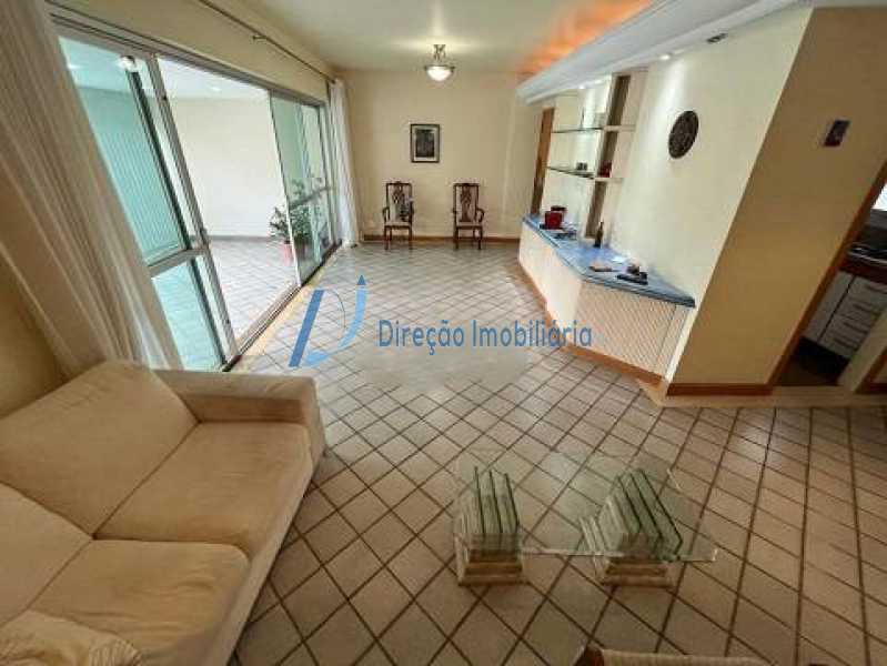 Apartamento à venda com 3 quartos, 135m² - Foto 5