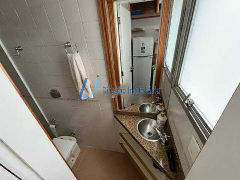 Apartamento à venda com 3 quartos, 135m² - Foto 21