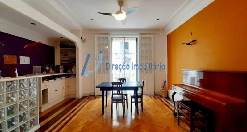 Apartamento à venda com 4 quartos, 200m² - Foto 2