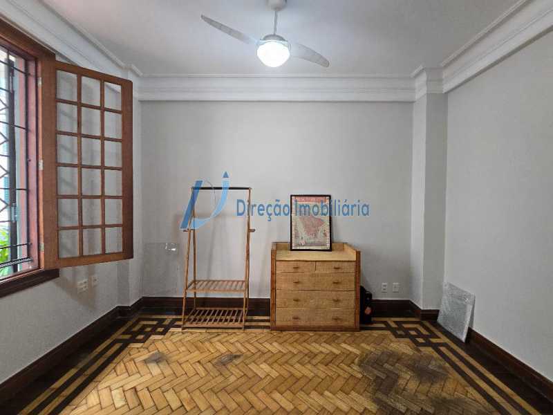 Apartamento à venda com 4 quartos, 199m² - Foto 13