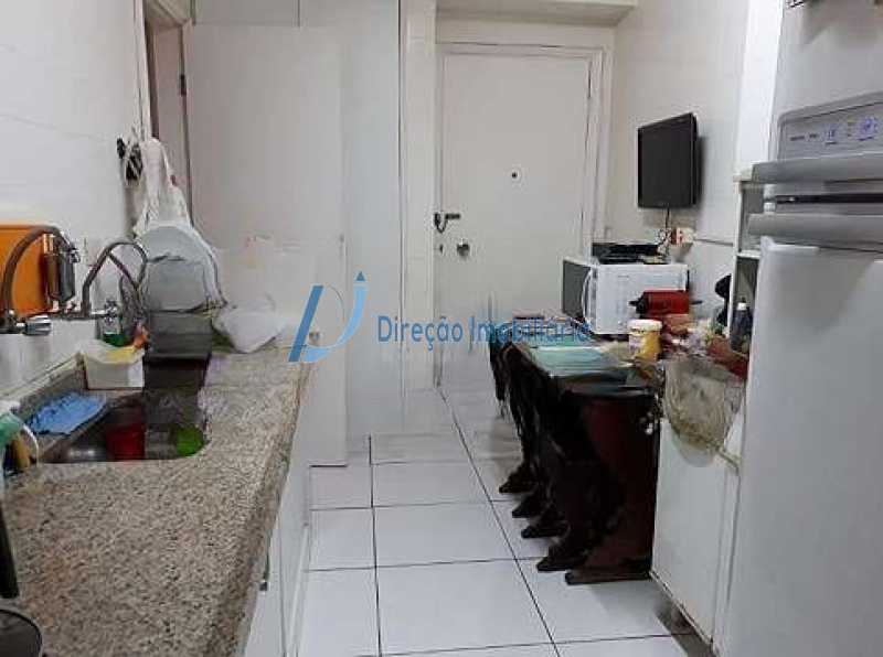 Apartamento à venda com 3 quartos, 101m² - Foto 11