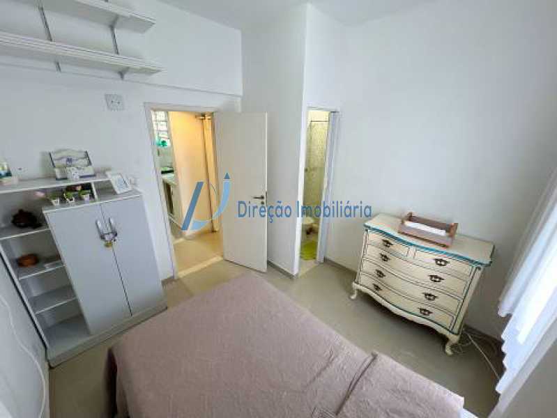 Apartamento à venda com 2 quartos, 70m² - Foto 9