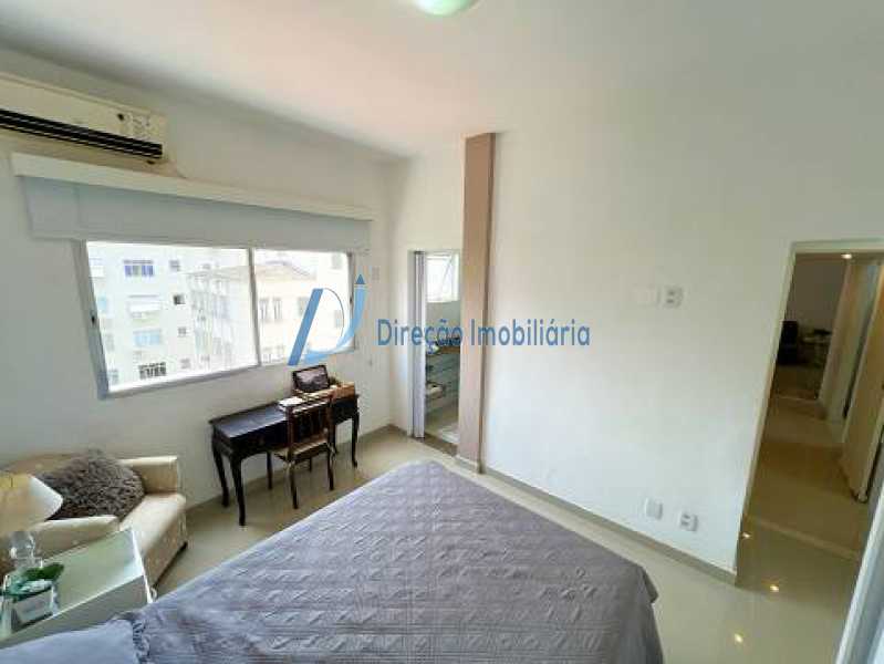 Apartamento à venda com 2 quartos, 70m² - Foto 11