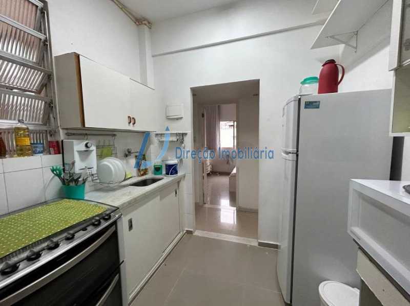 Apartamento à venda com 2 quartos, 70m² - Foto 18