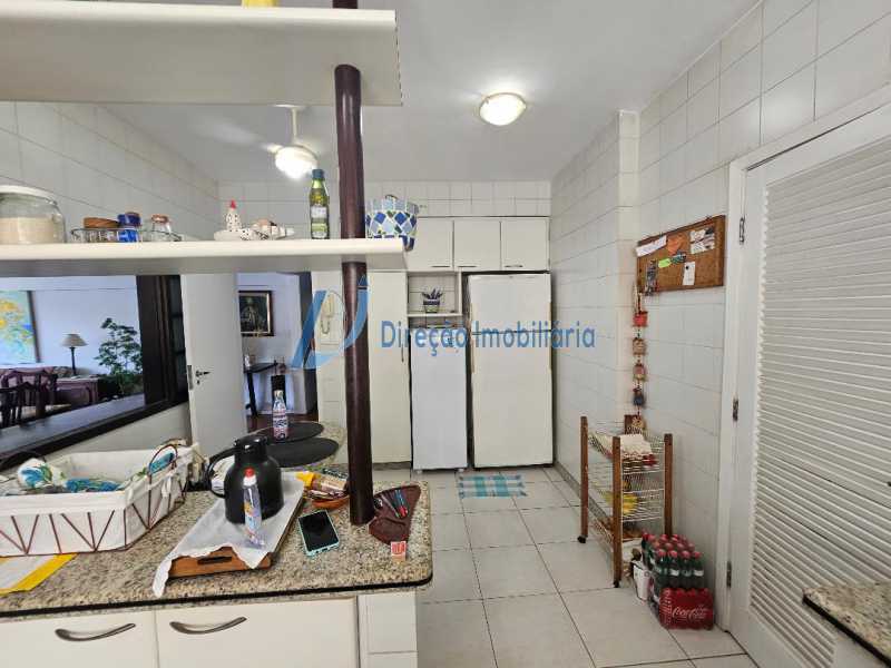 Apartamento à venda com 4 quartos, 161m² - Foto 22