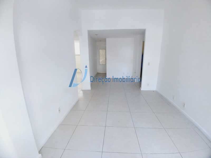 Apartamento à venda com 2 quartos, 49m² - Foto 4