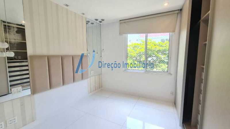 Apartamento à venda com 3 quartos, 139m² - Foto 15