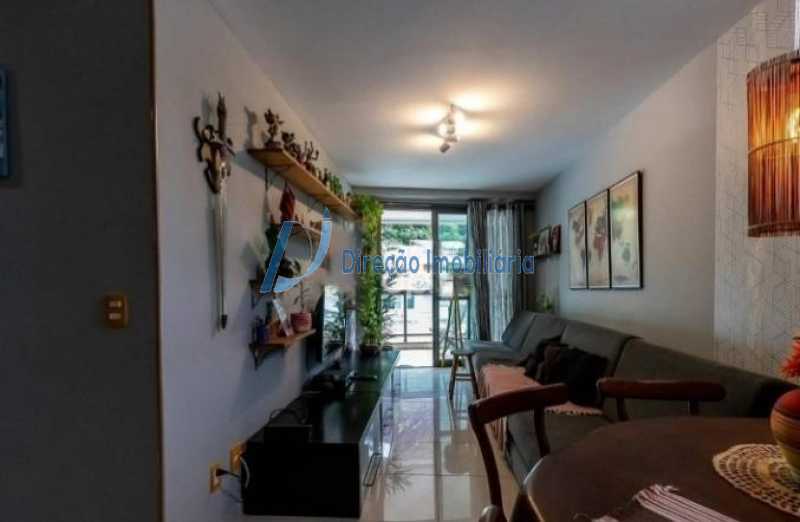 Apartamento à venda com 2 quartos, 98m² - Foto 7