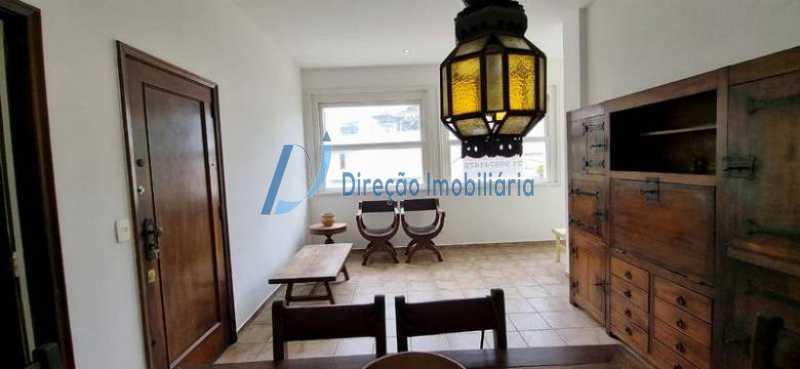 Apartamento à venda com 3 quartos, 90m² - Foto 2