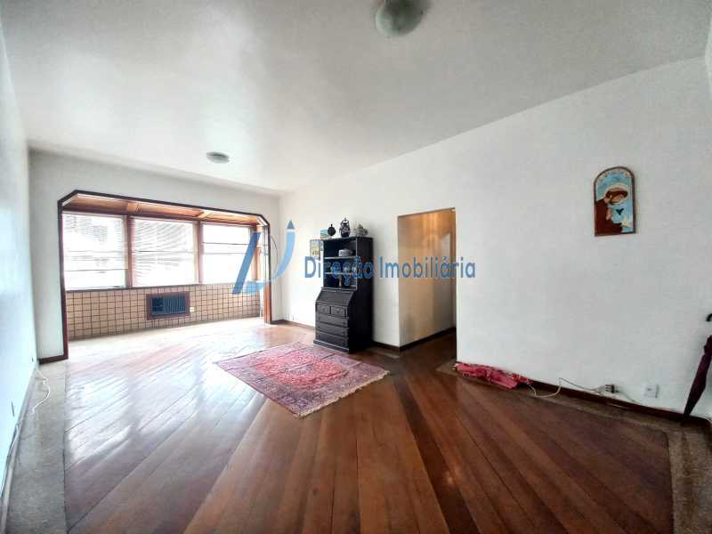 Apartamento à venda com 2 quartos, 105m² - Foto 1