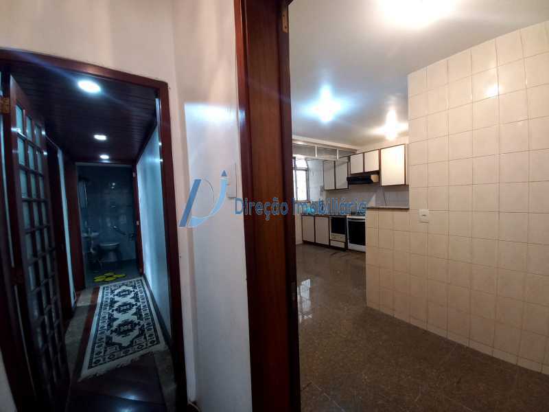 Apartamento à venda com 2 quartos, 105m² - Foto 12