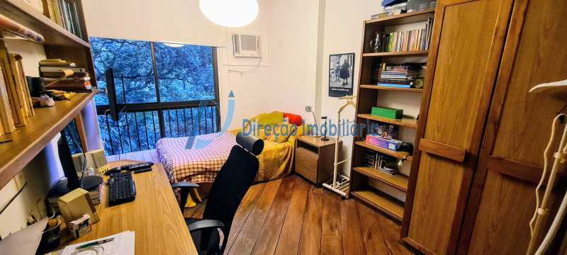 Apartamento à venda com 4 quartos, 252m² - Foto 15