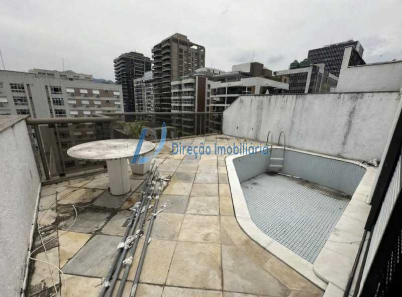 Cobertura à venda com 3 quartos, 280m² - Foto 2