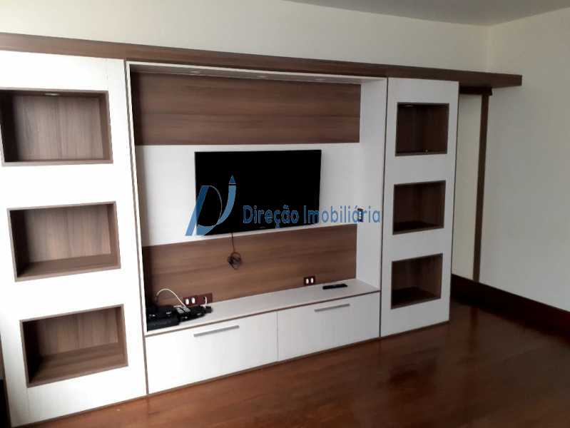 Apartamento à venda com 3 quartos, 150m² - Foto 3