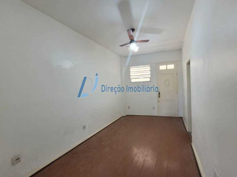 Apartamento à venda com 1 quarto, 44m² - Foto 2