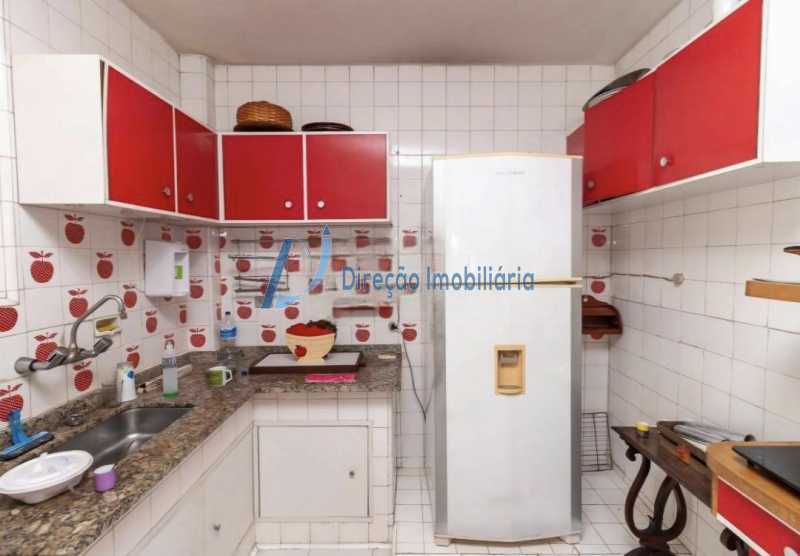 Apartamento à venda com 3 quartos, 135m² - Foto 17