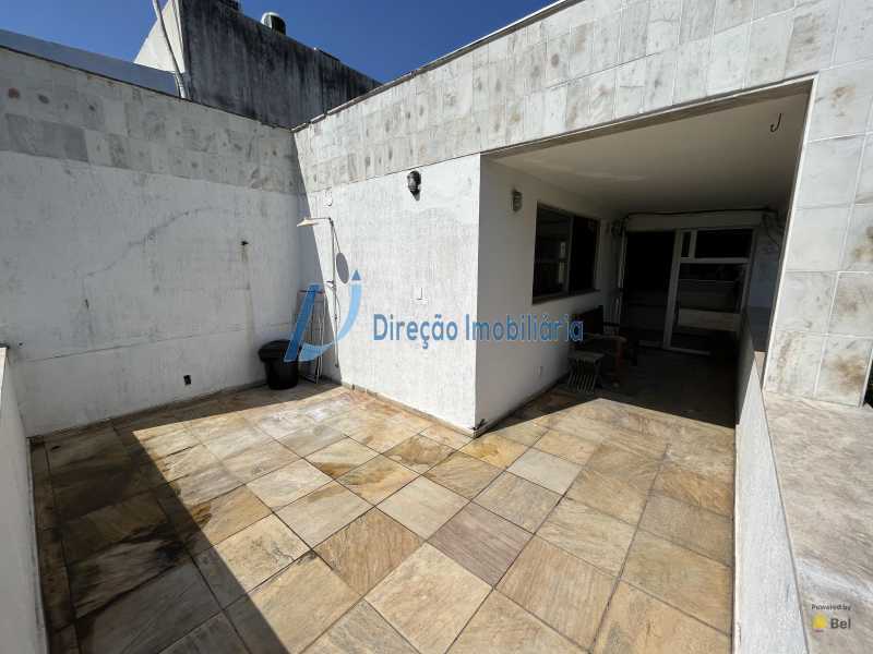 Cobertura à venda com 2 quartos, 107m² - Foto 2