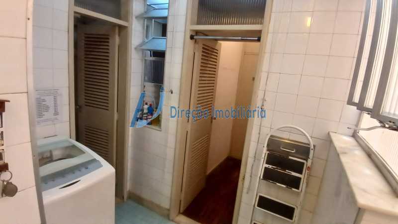 Apartamento à venda com 3 quartos, 119m² - Foto 19